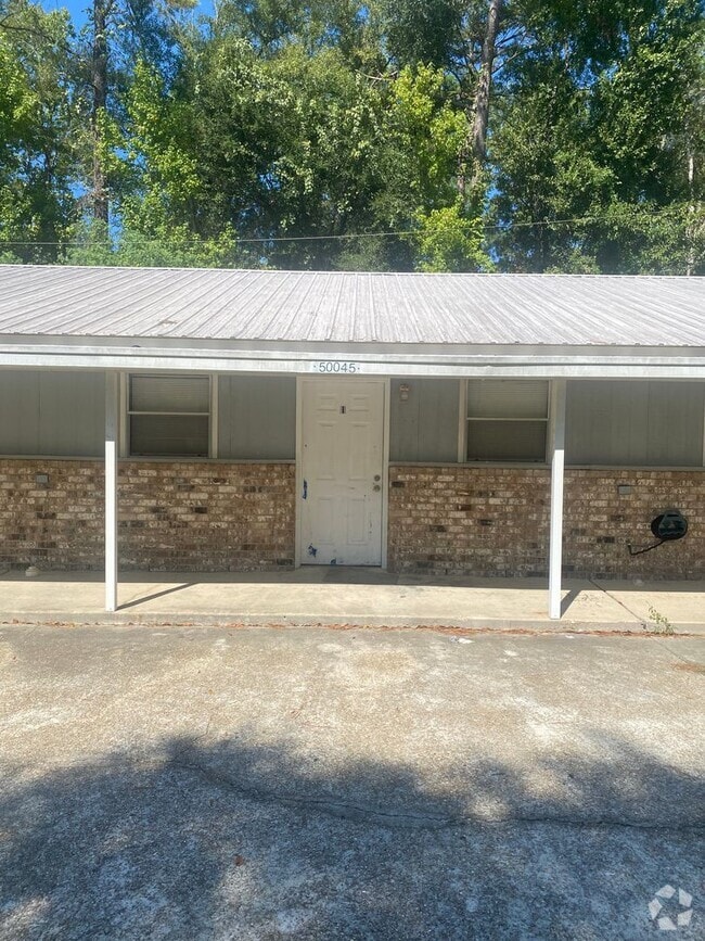 Building Photo - 50045 Kevin Dr Unit #I Rental