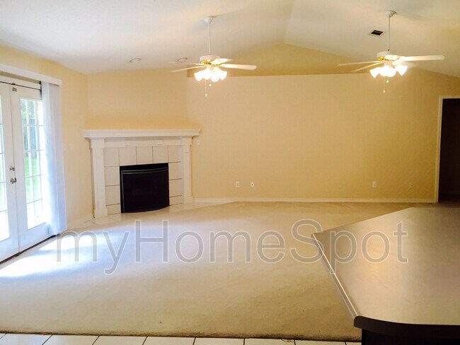 Photo - 6805 Cedar Lake Dr