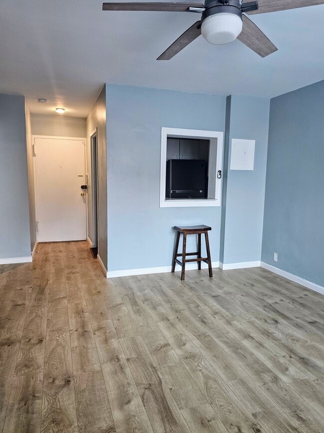Building Photo - 1021 Arlington Blvd Unit 616
