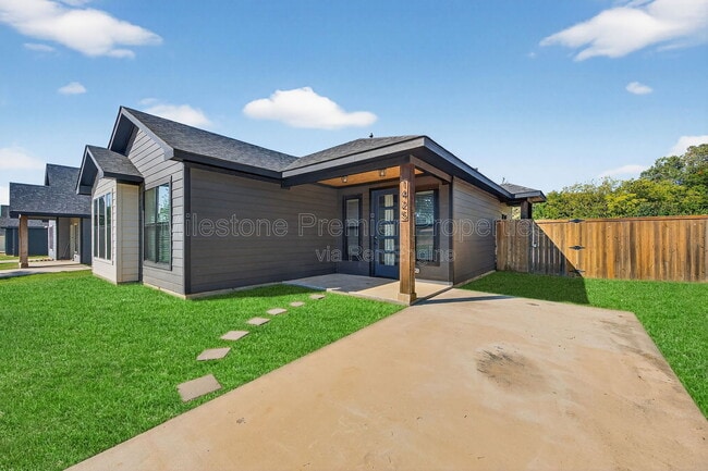 Photo - 1425 S 7th Ave