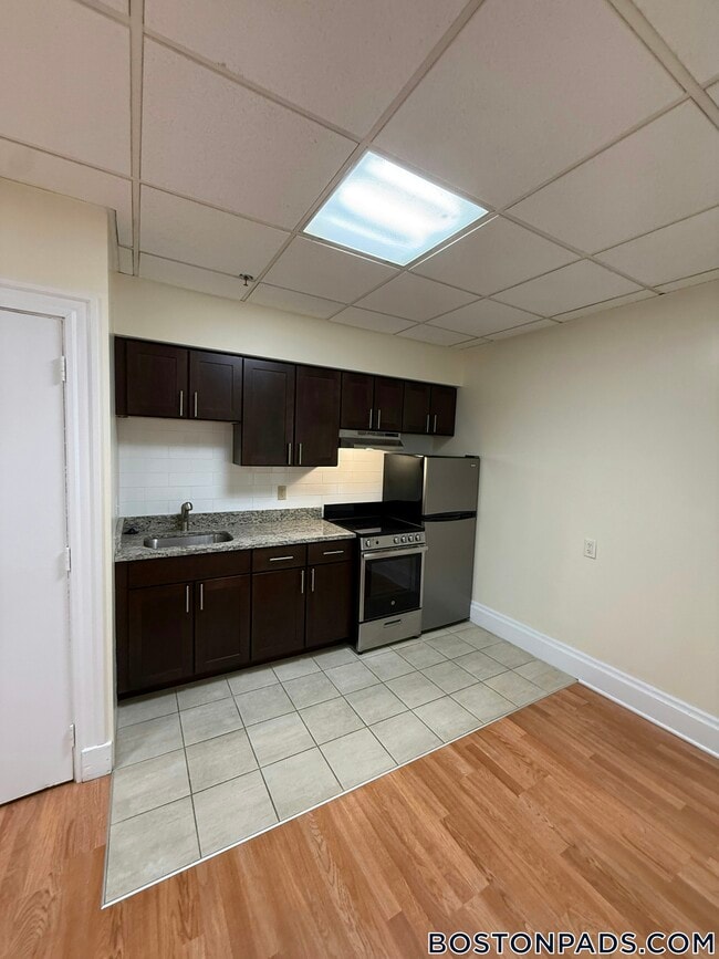 Photo - 62 Boylston St Unit 122