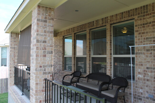 Photo - 2821 Coral Valley Dr