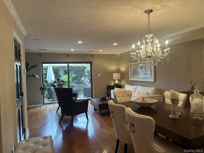 Photo - 200 Hilton Ave Unit 15