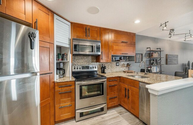 Photo - 100 Park Ave W Unit 2005