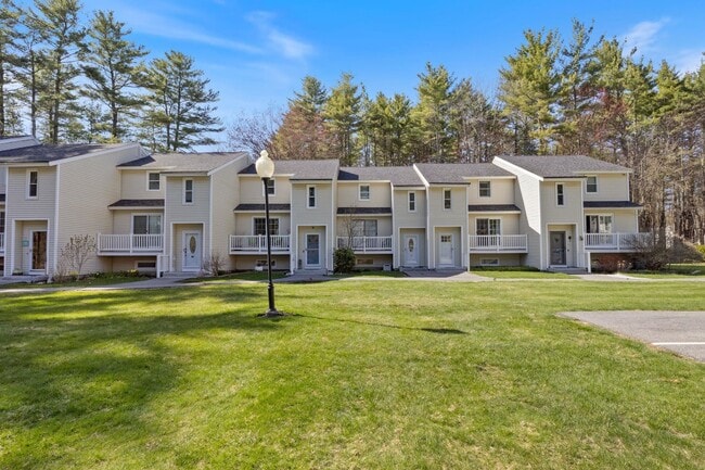 Building Photo - 9 Pine Meadows Dr