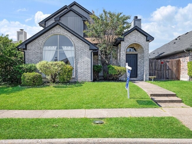 Building Photo - 2409 Baretta Dr