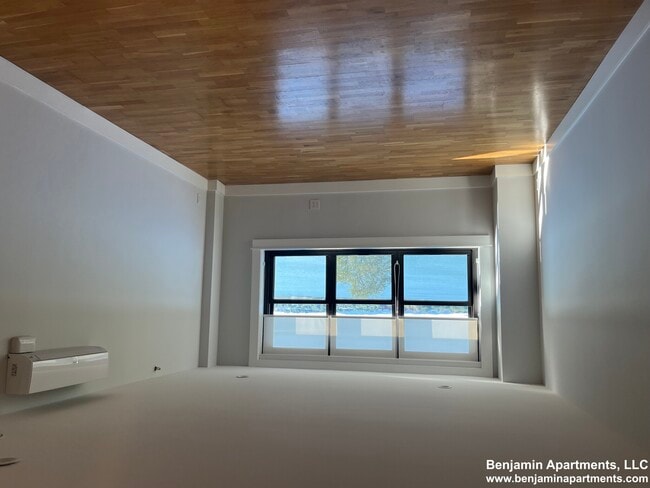 Building Photo - 1410 Columbia Rd Unit 6G