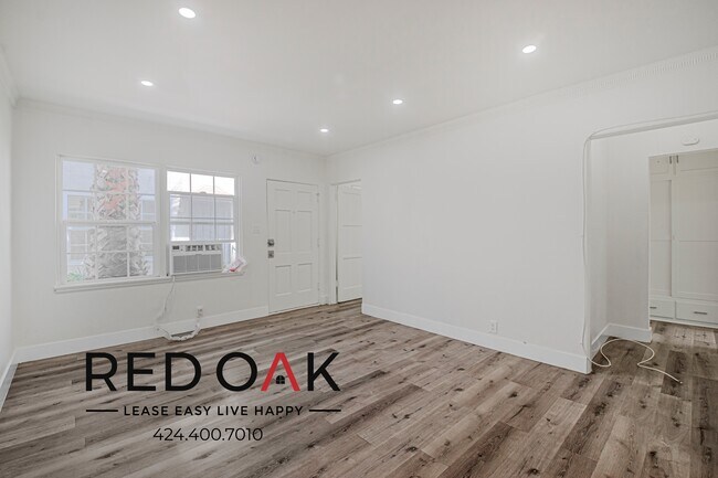 Photo - 2417 W Vernon Ave Unit 2421 1/2