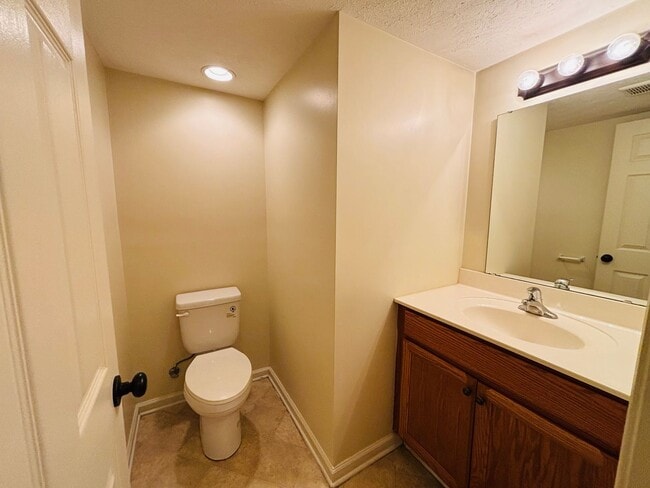 Photo - 812 Glade Rd