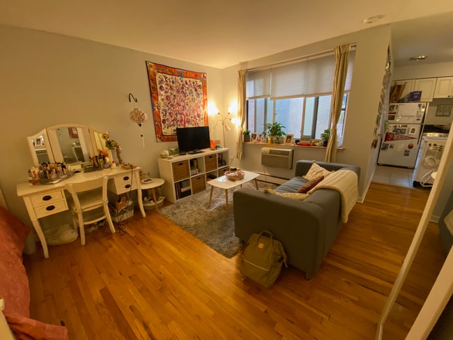 Building Photo - 515 W Wrightwood Ave Unit 310 Rental