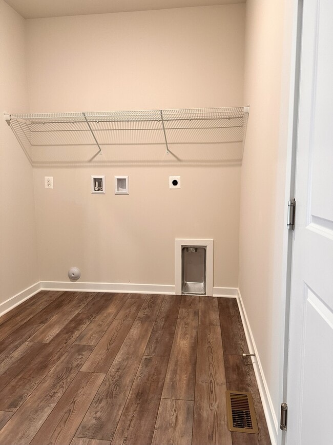 Building Photo - 9213 Moldova Rd Rental