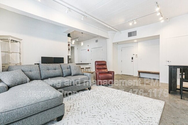 Photo - 909 Lafayette St Unit Apt 5