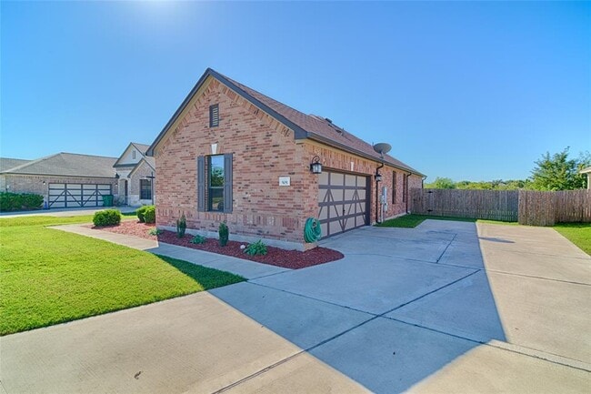 Photo - 505 Willow Walk Dr Casa