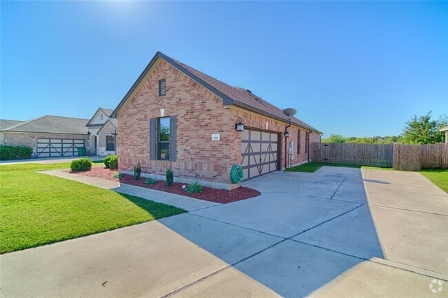 Building Photo - 505 Willow Walk Dr Rental