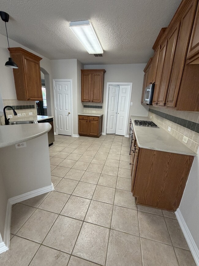 Photo - 1919 Bridgewater Dr