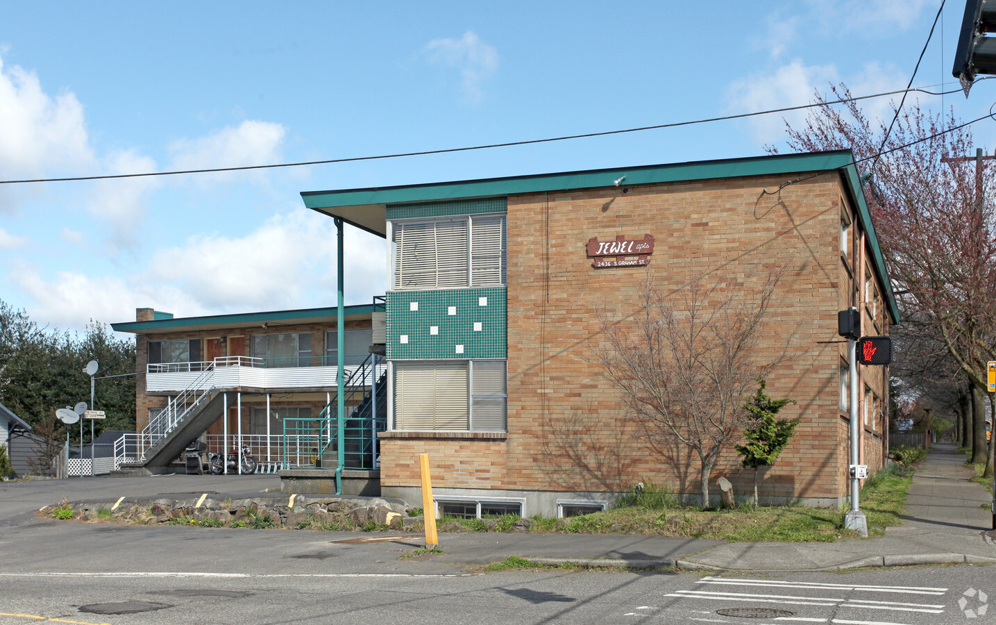 Photo - Jewel Apartments