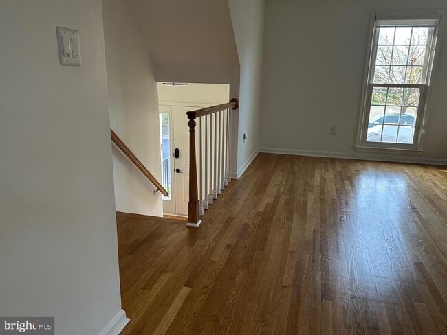 Photo - 7007 Dunningham Pl