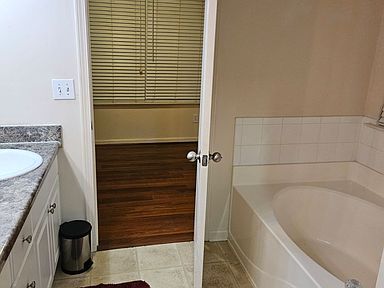 Photo - 45 Trelawney Keep