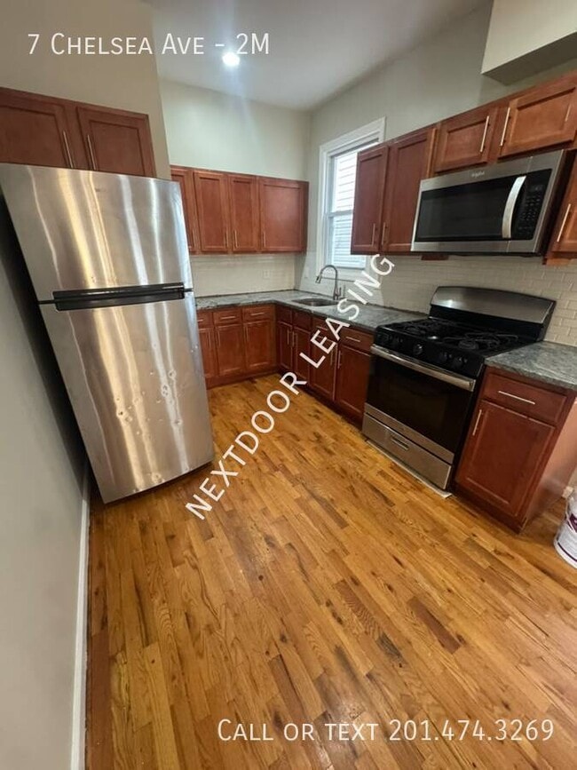 Building Photo - 7 Chelsea Ave Unit 2M