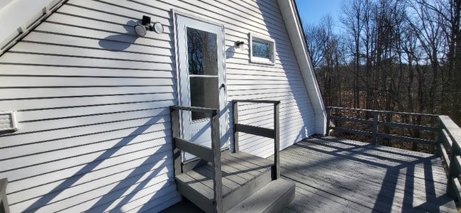 Photo - 105 Forest St