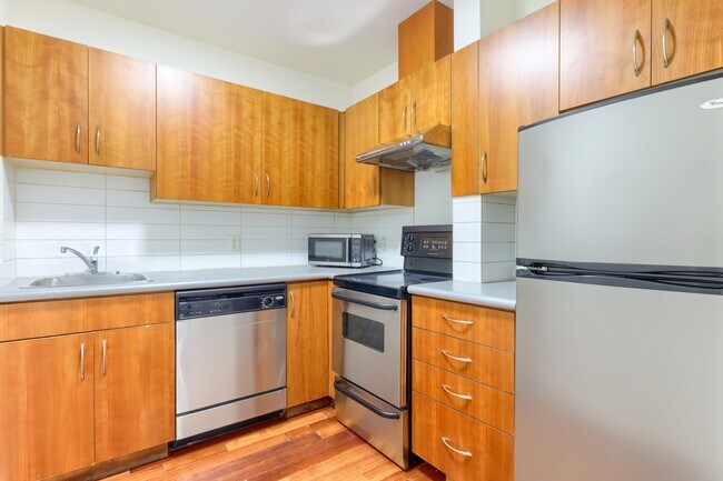 Photo - 440 Richards St Unit 301