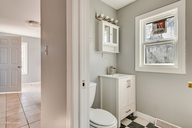 Photo - 12025 S Prairie Ave