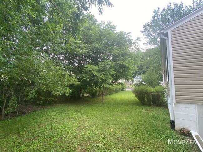 Photo - 2301 Cherokee Ln