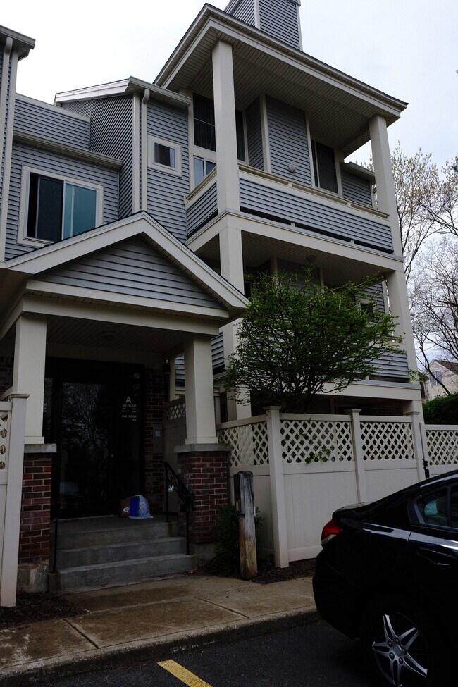 Photo - 200 Falls Blvd Condo Unit A306
