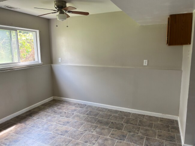 Photo - 1398 E Juliah Ave