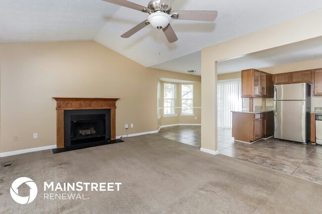 Photo - 595 Deering Dr