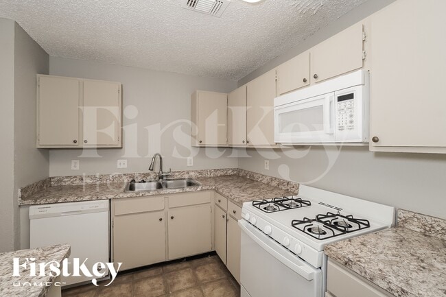 Photo - 17542 Northhagen Dr