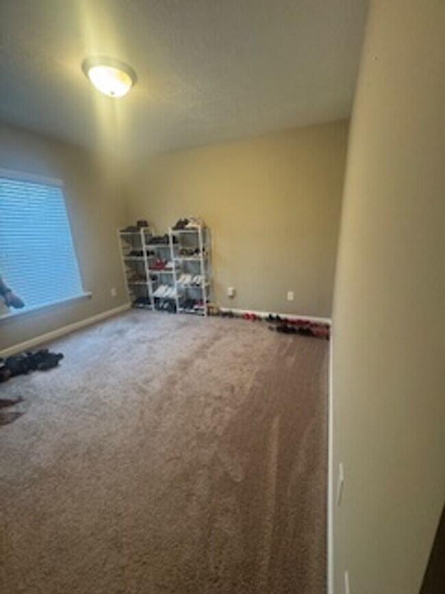 Photo - Available Now! Beautiful 3-Bedroom Home in Canterbury Farms