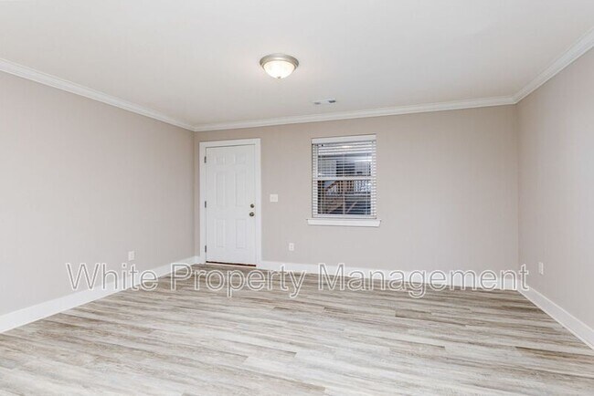 Photo - 3340 Washburn Ave