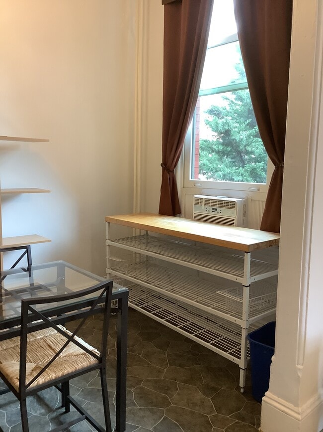 Photo - 943 M St NW Unit Studio #3