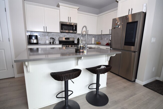 Photo - 1640 S 29th Blvd