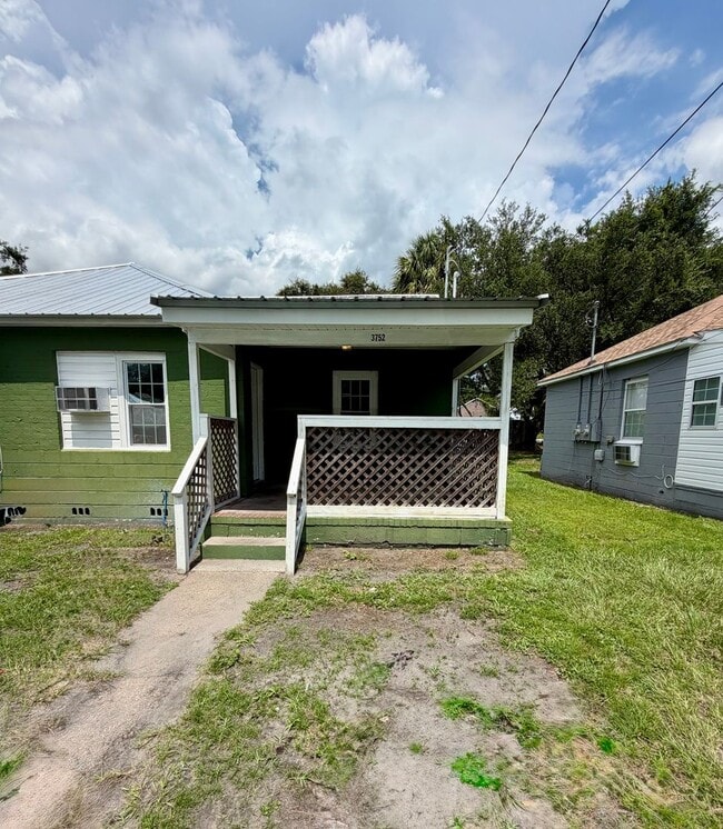 Building Photo - 3752/3758 Ogg Ave Brunswick Unit 3752 Ogg Ave Brunswick