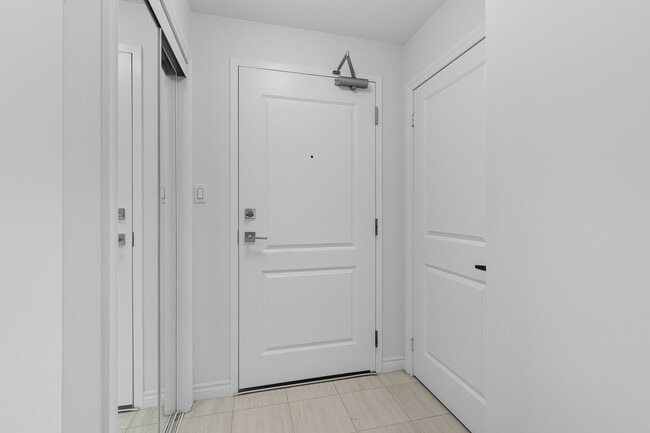 Photo - 125 Shoreview Pl Unit 323