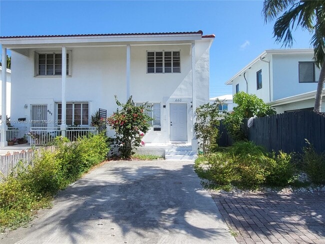 Photo - 660 86th St Townhome