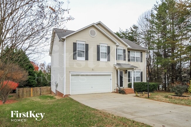 Photo - 196 Huron Ct