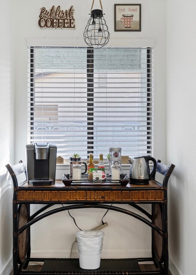 Photo - 712 Glen Abbey Cir Unidad Glen Abbey