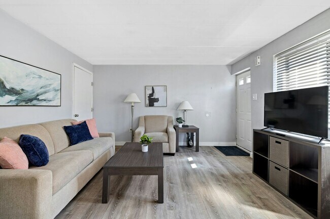 Photo - 1115 Mary Ann St Unit 1115-3