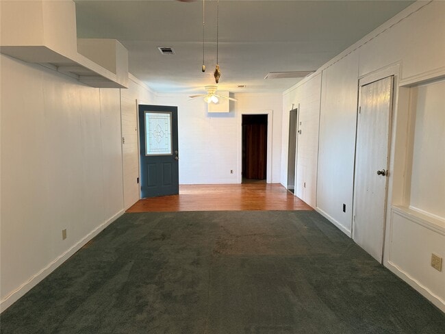 Photo - 1203 County Rd 254
