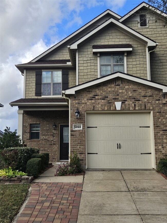 Photo - 13122 Stratford Skies Ln