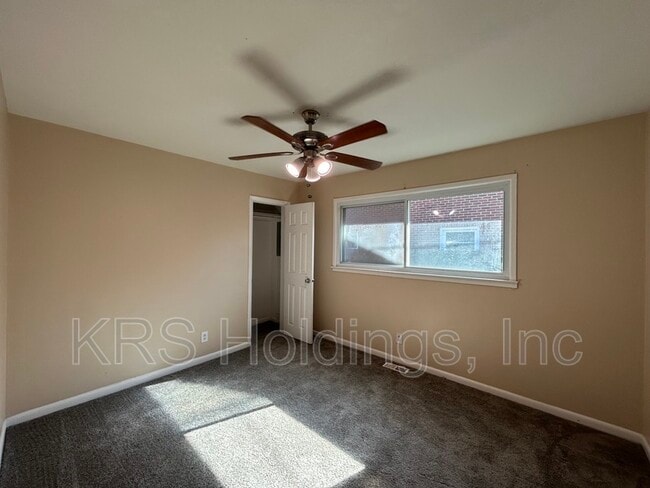 Photo - 156 Cherry St
