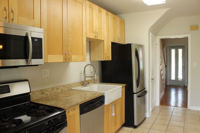 Photo - 3515 Parklawn Ave