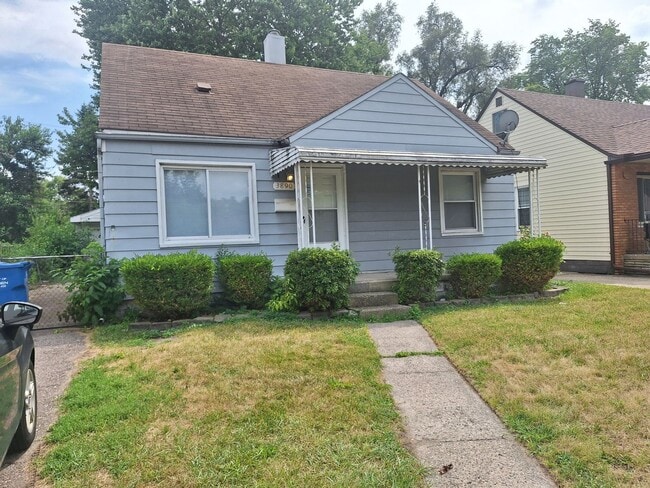 Building Photo - 3890 Poplar Ave