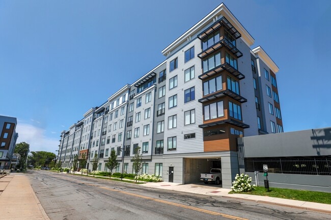 Photo - Canfield Park at Fairfield Metro