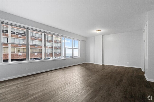 Building Photo - 6157 N Sheridan Rd Unit 3C Rental