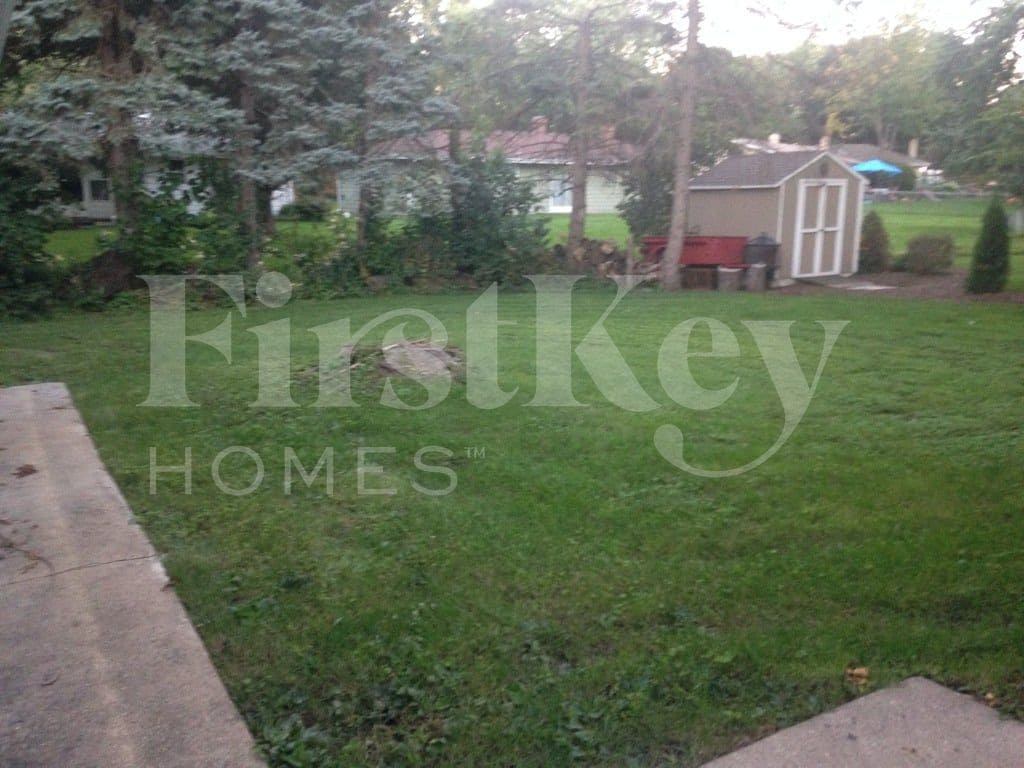 Photo - 185 Pauline Dr