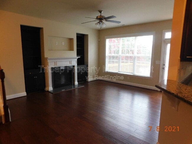 Photo - 8030 Upper Lake Dr